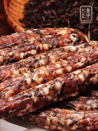 BB贝博艾弗森
土香肠、BB贝博艾弗森
梅干菜香肠、BB贝博艾弗森
酱肉，切片